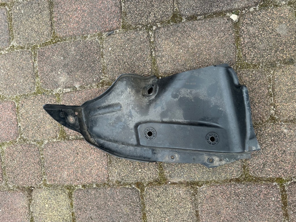 фото №1, Honda jazz v 21- подкрылок правое задняя задние оригинал idealne