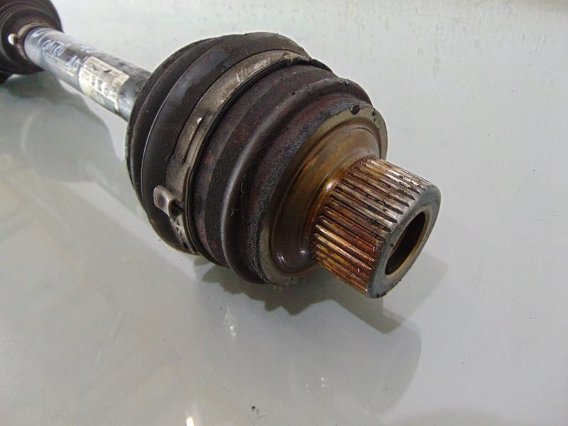 Приводной вал левая audi q5 2.0 tdi 10r 8r0407274b в Украине