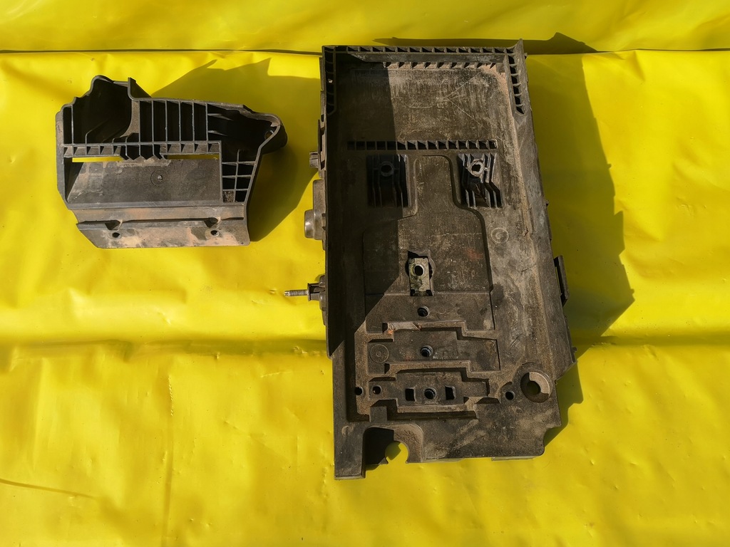 фото №1, Ford mondeo mk5 14- основа корпус акумулятор