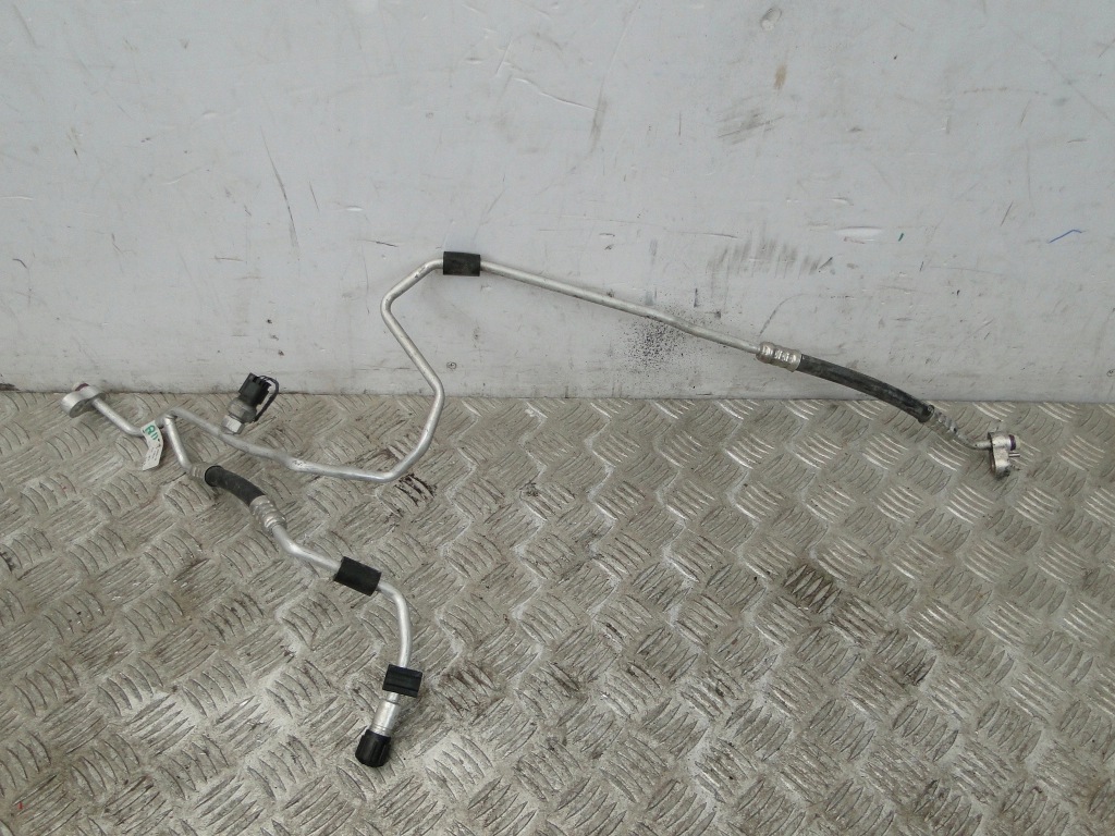 фото №1, Шланг кондиционера bmw x4 f26 2.0d 9228234