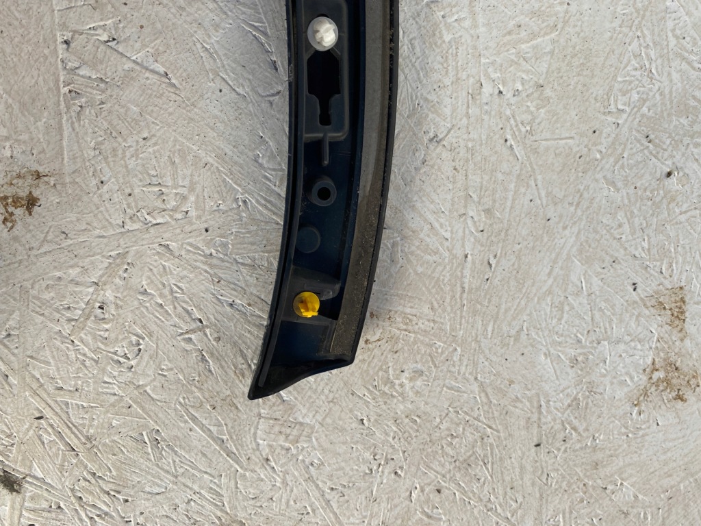 фото №12, Молдинг крыло audi q7 4m0 4m0853025e левая задняя