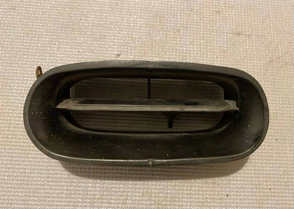 фото №9, Mercedes-benz s w116 1976 решётка впуск обдув