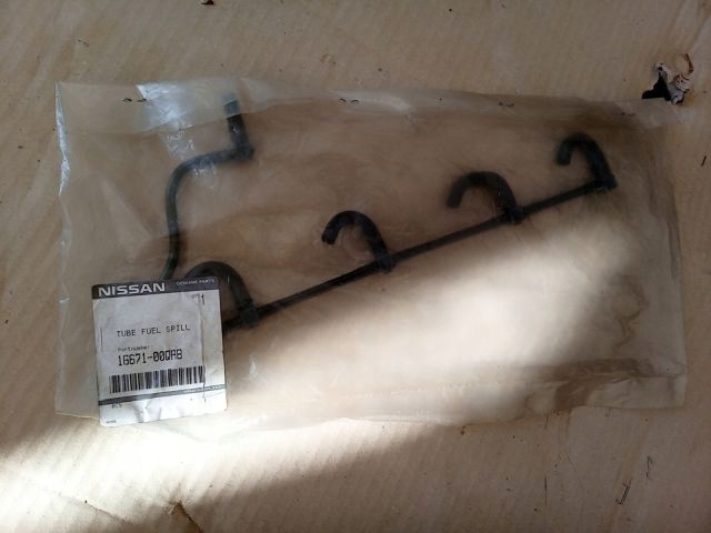 фото №1, Nissan micra note 1.5 d шланг зливний зливна трубка