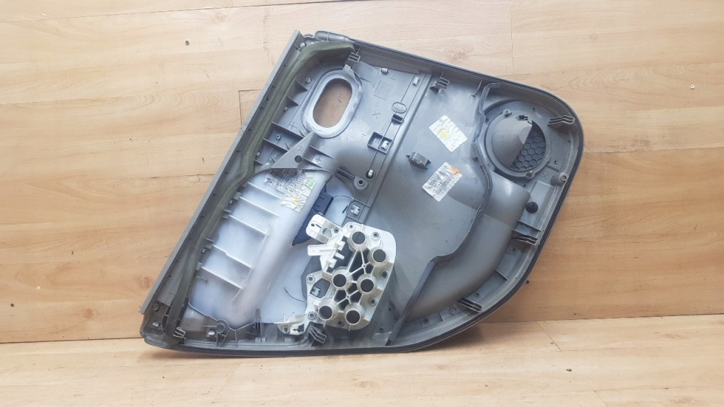 фото №2, Обшивка оббивка двері задня правий renault scenic ii