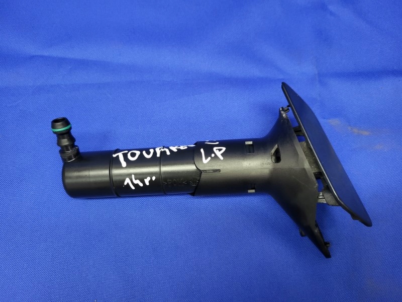 фото №1, Омыватель фара левый перед заглушка vw touareg ii