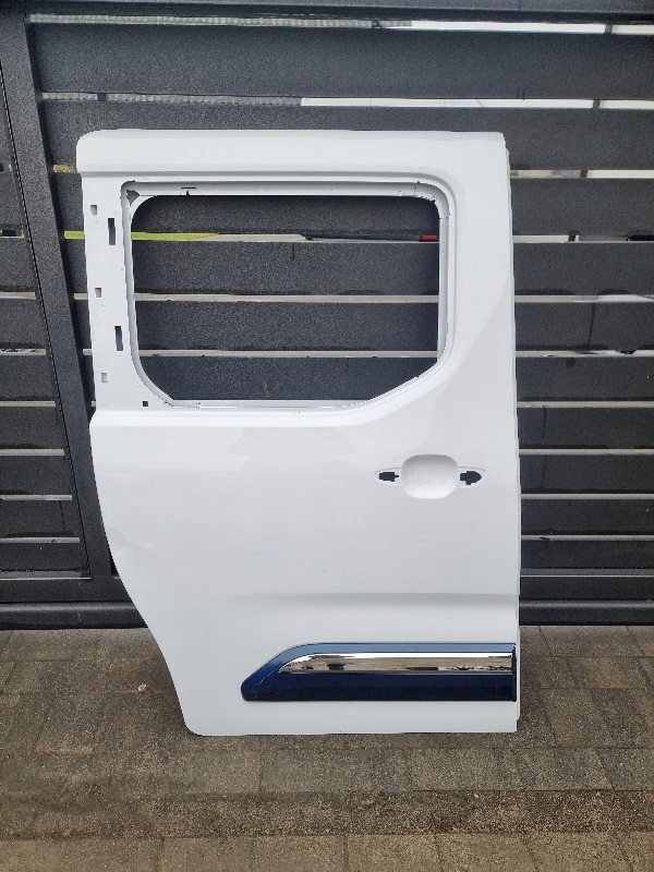 фото №1, Toyota proacecity proace city rifter combo e дверь сдвижные боковой правое