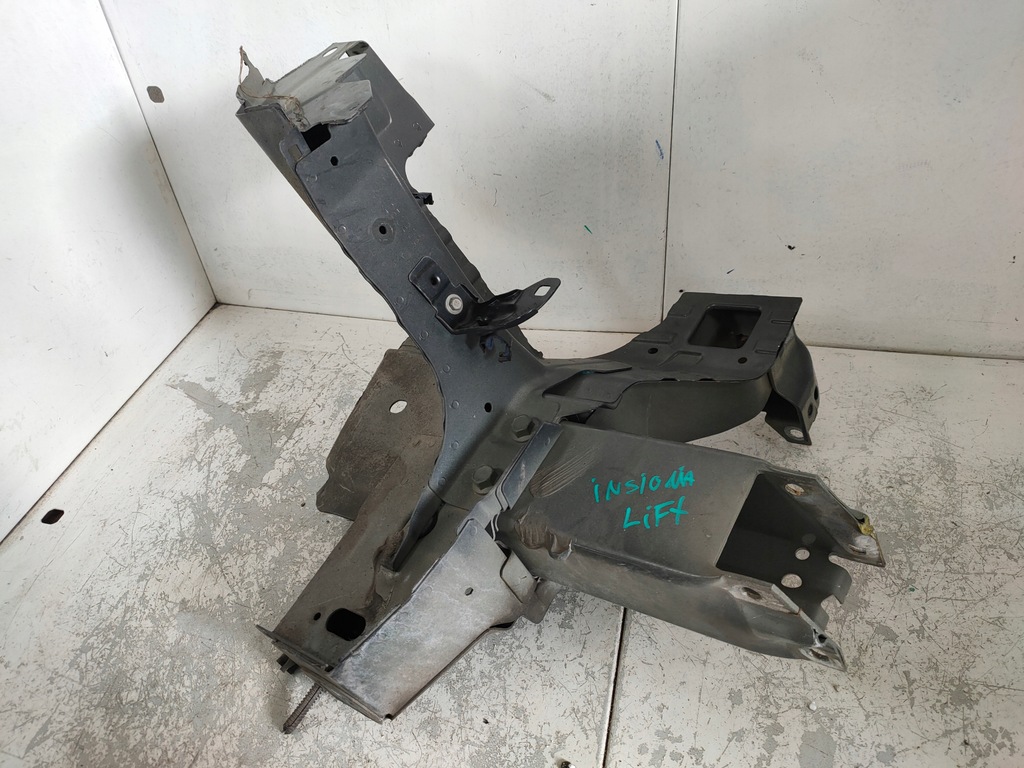 фото №1, Четверть уголок кронштейн правая перед insignia a lift