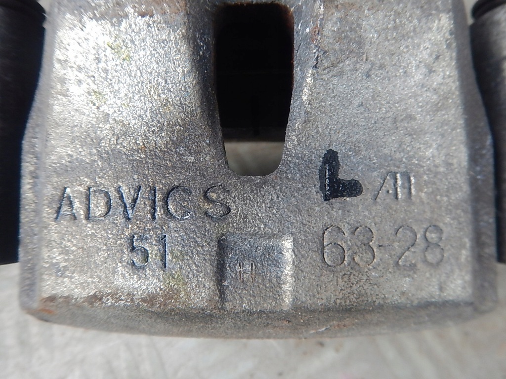 фото №12, Toyota prius iii lift диск гальмівна колодка супорт перед