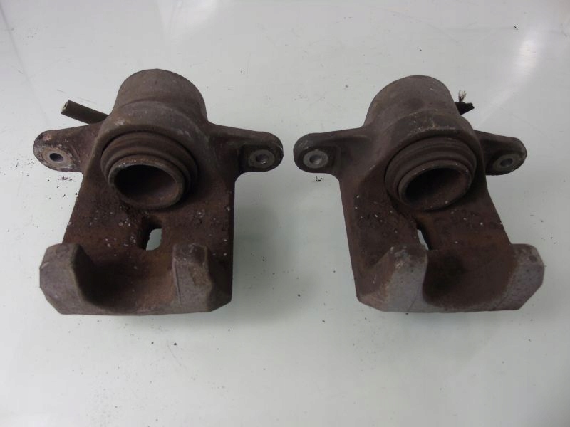 фото №4, Subaru tribeca 3.0 суппорт задний задняя левый правый задняя