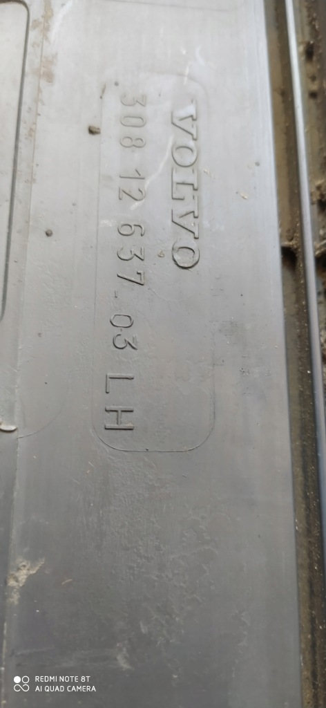 фото №7, 30862226 30812637 volvo v40 накладка поріг ліва