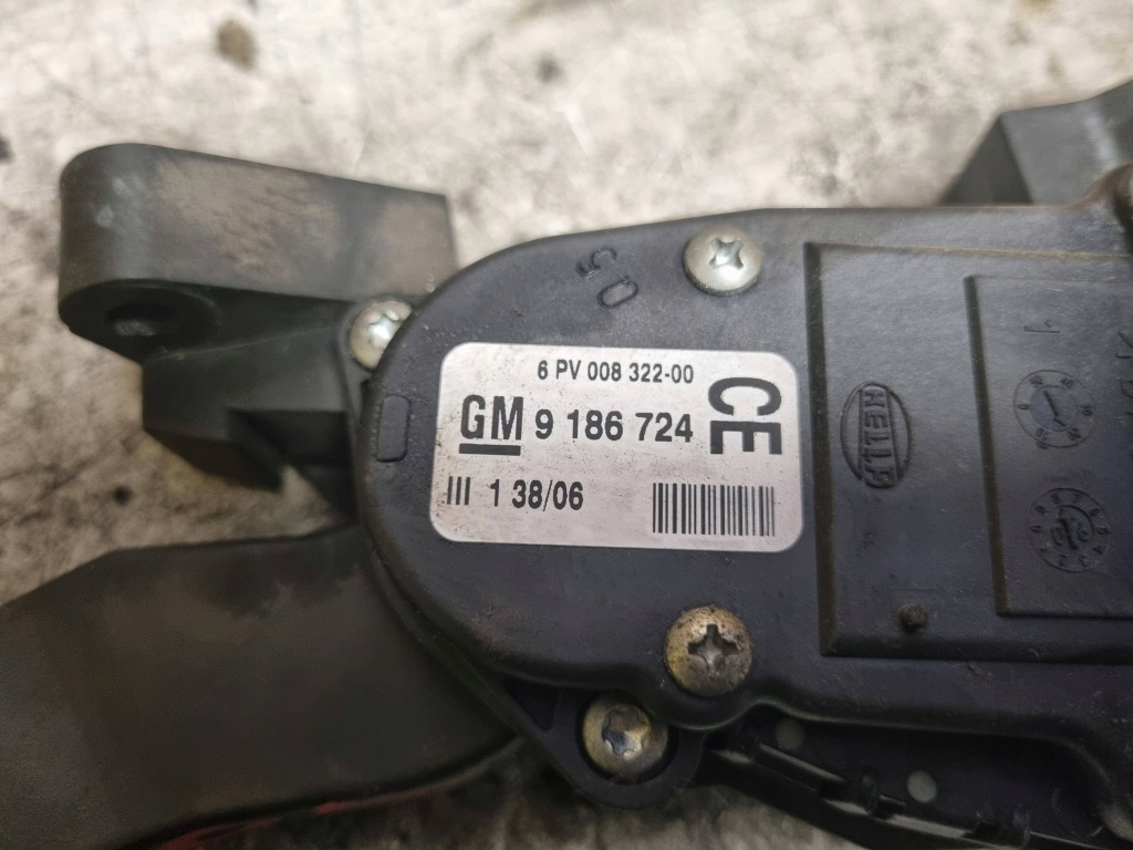 Купити Педаль потенціометр газу opel vectra c signum 1.9 cdti 9186724
