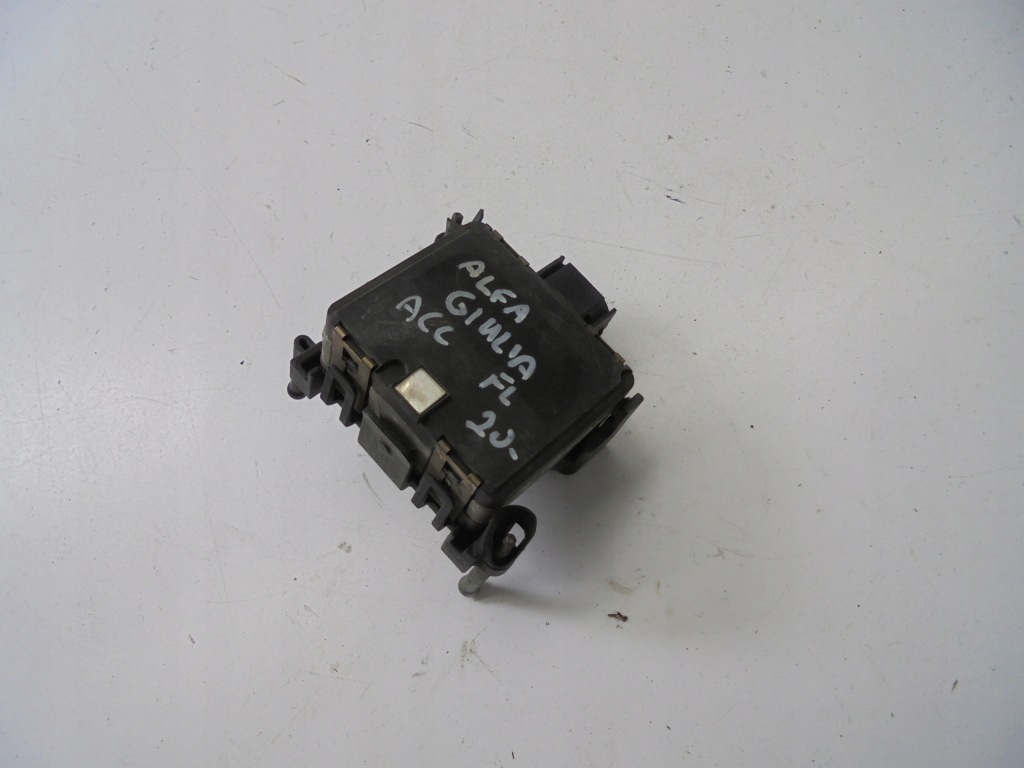 Купити Радар датчик distronic acc alfa romeo giulia рестайлінг  2020-