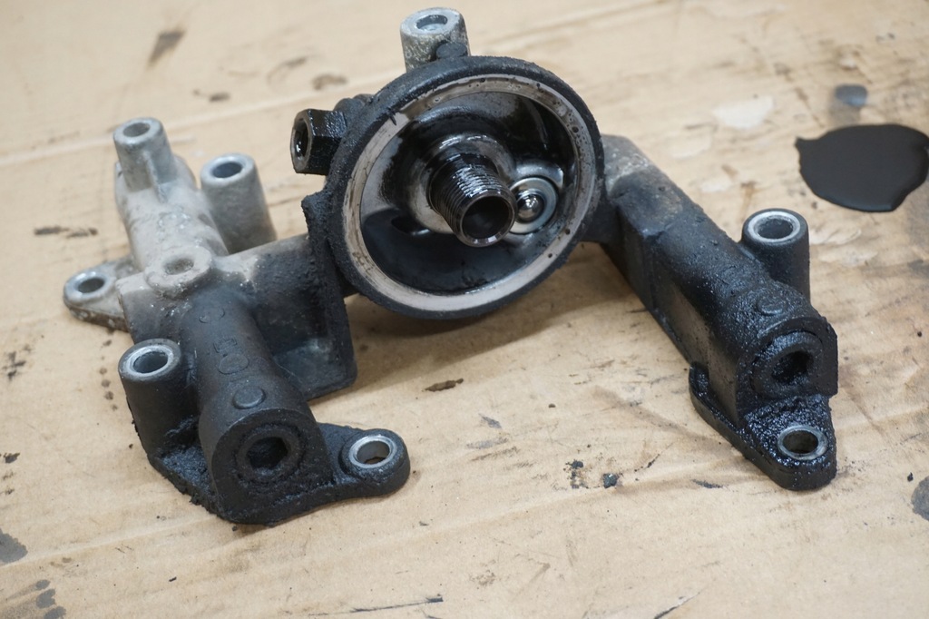 фото №9, Nissan terrano ii основа корпус фільтра оливи 2,7 tdi 125km