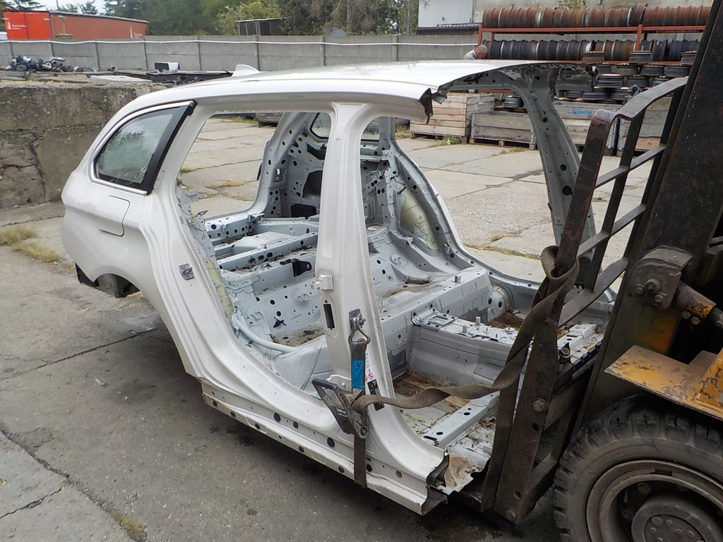 фото №4, Bmw f11 чверть задня задня права