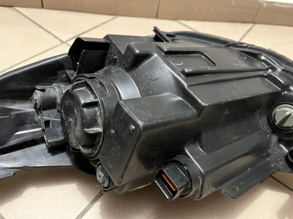 фото №13, Hyundai i10 i-10 lift 10- лампа передняя перед правая