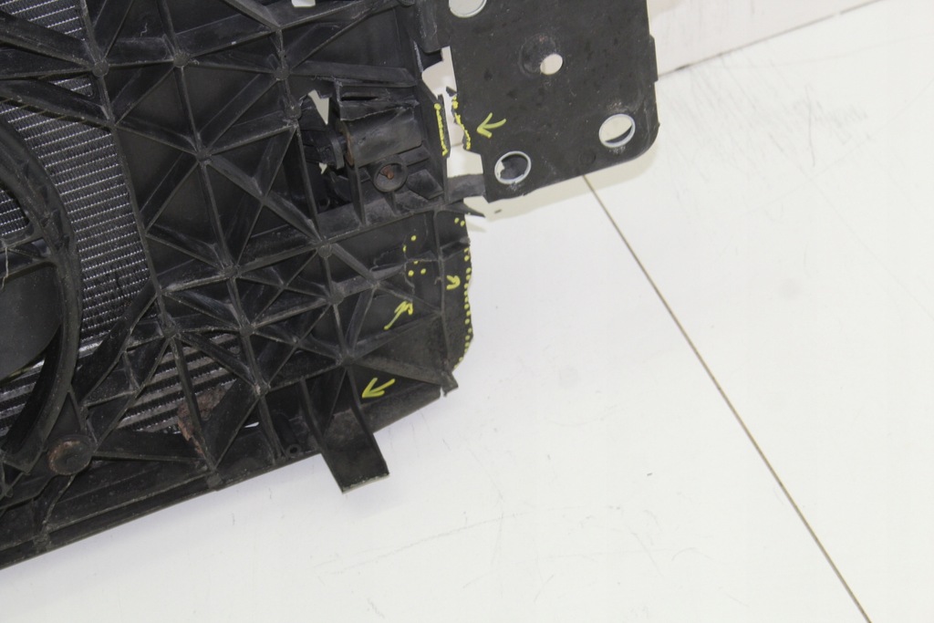 фото №5, Pas перед передній renault g scenic iii 1.9d 09-