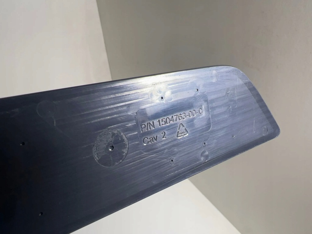 Tesla model 3 2022 пороги Доставка