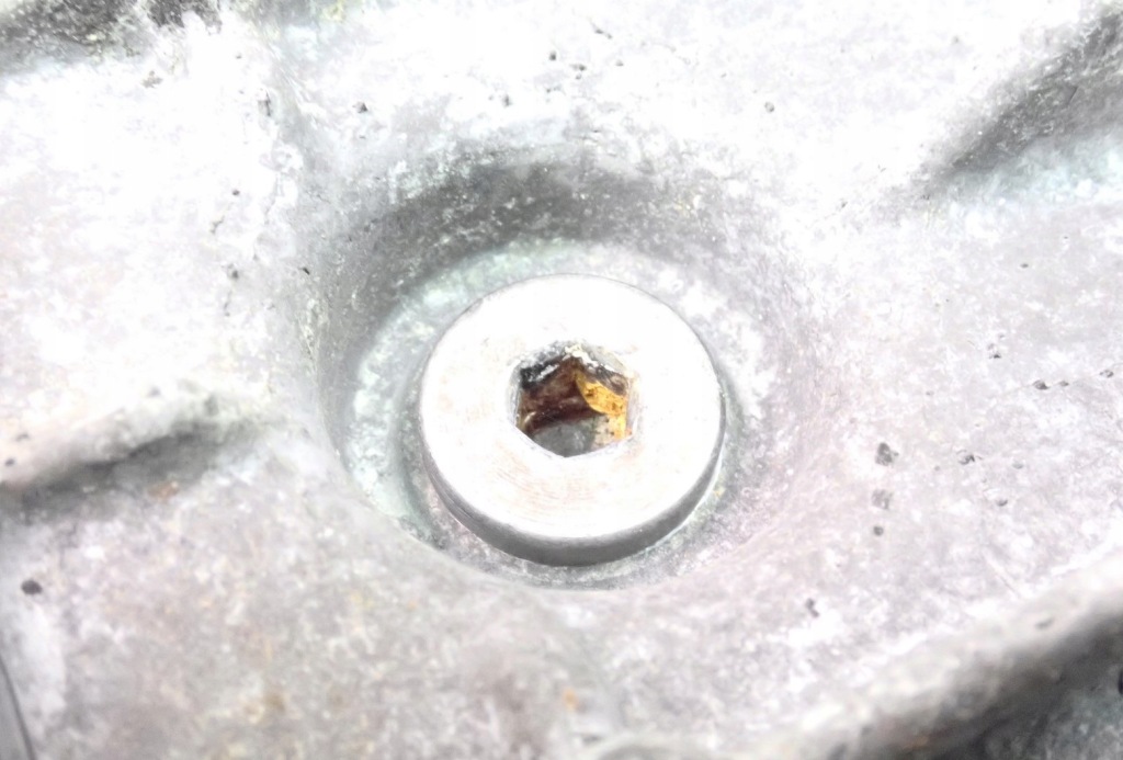 057103603t поддон масляная двигателя 4.2tdi audi a8 d3 в Украине