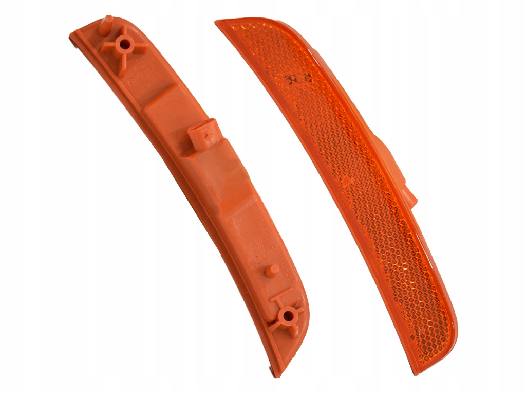 фото №1, Chrysler 300c 2015- поворотник w бампер правая