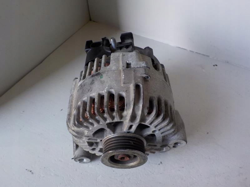 Купить Mini r56 1.6 d генератор 2607239b