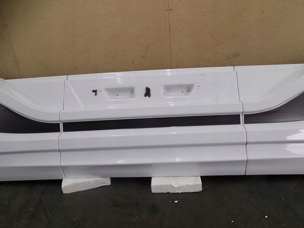 фото №6, Kamper laika caravans spa бампер задній задня mileo knaus hobby rapido 0rg.