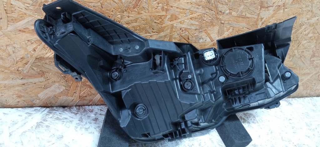 фото №13, Kia ev6 ev-6 21- лампа фара лівий перед full led 92101-cv1 europa оригінальний номер