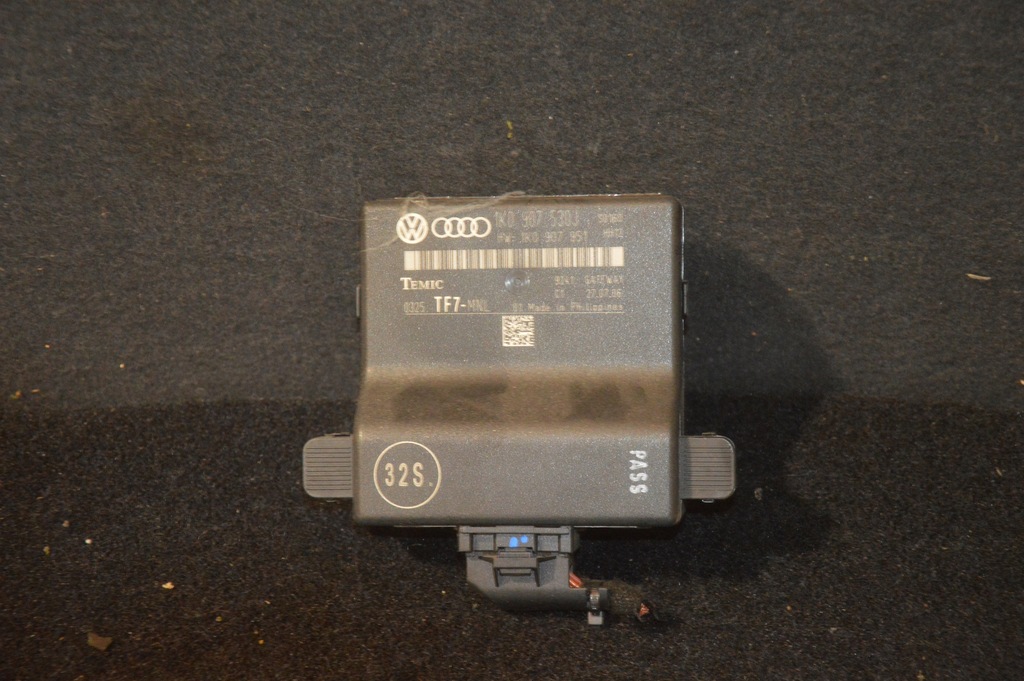 фото №1, Audi a3 8p модуль шлюз 1k0907530j