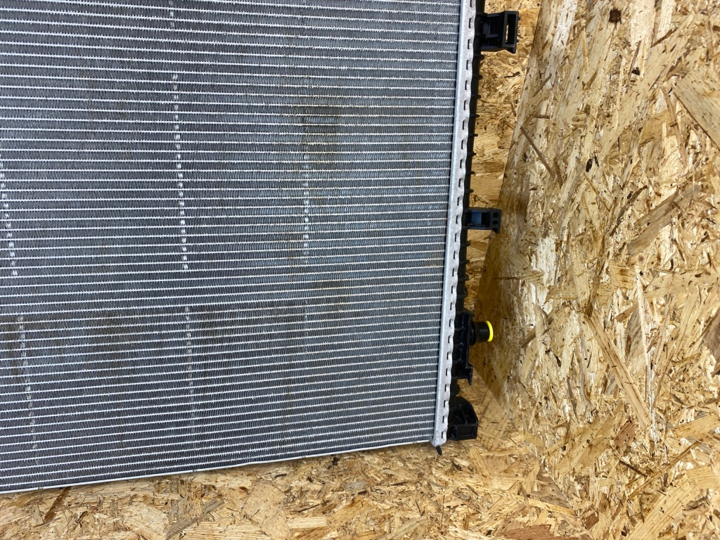 фото №11, Радіатор wody bmw x5 g05 x6 g06 3.0 бензин автоматична коробка передач 8655757