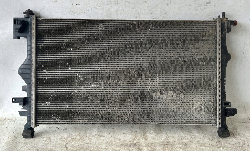 Купить Радиатор воды opel insignia a 13241725