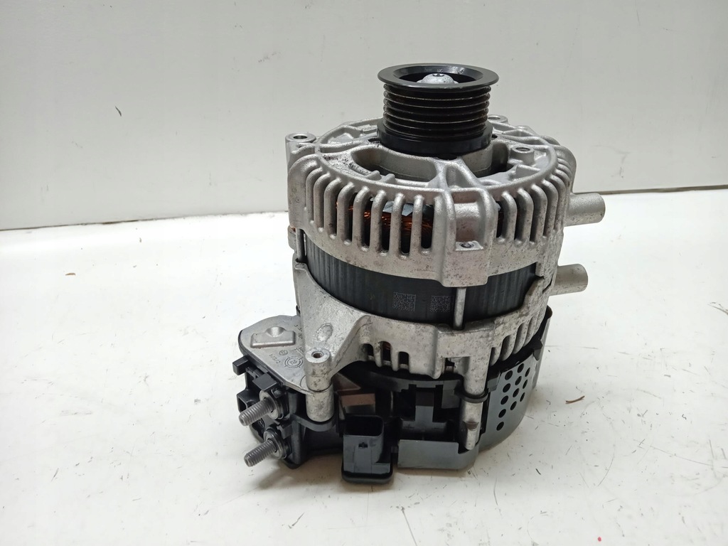 фото №1, Генератор ford puma mk2 1.0 гибрид