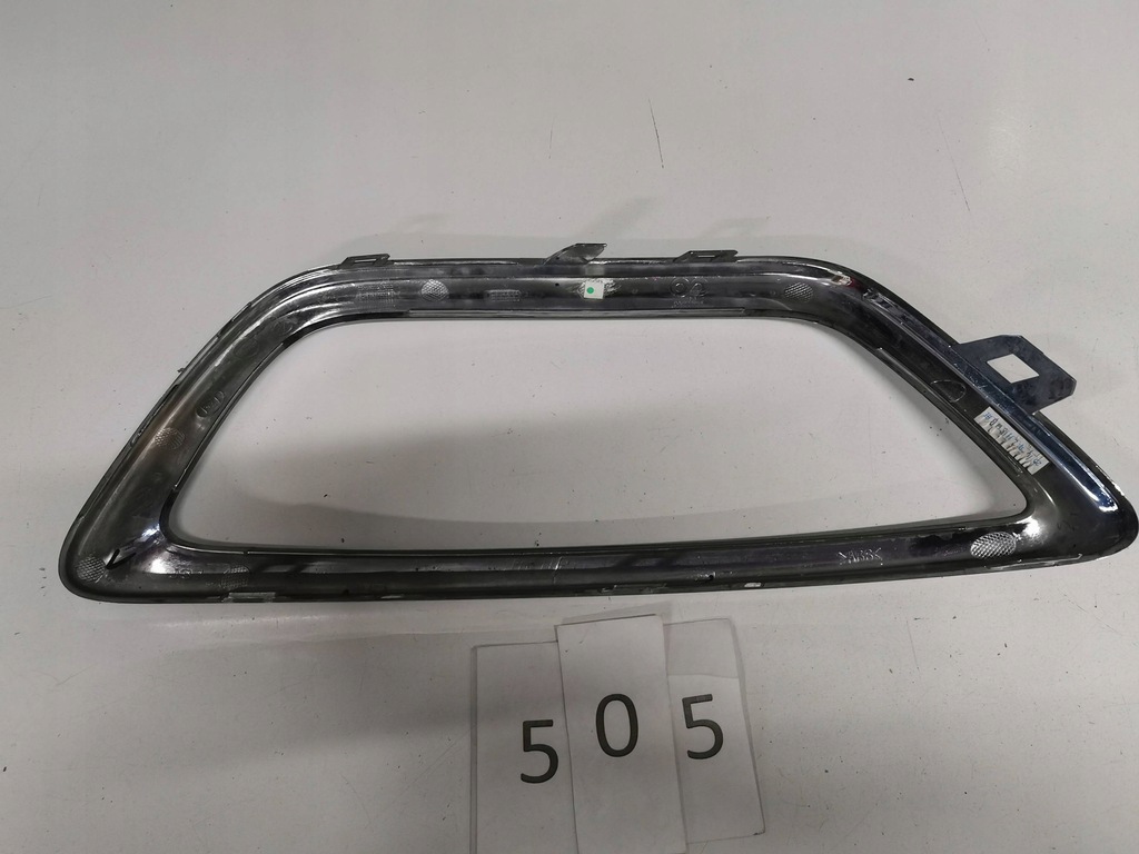 фото №13, Хром решётки бампера передний renault captur i przed lift правый 505.