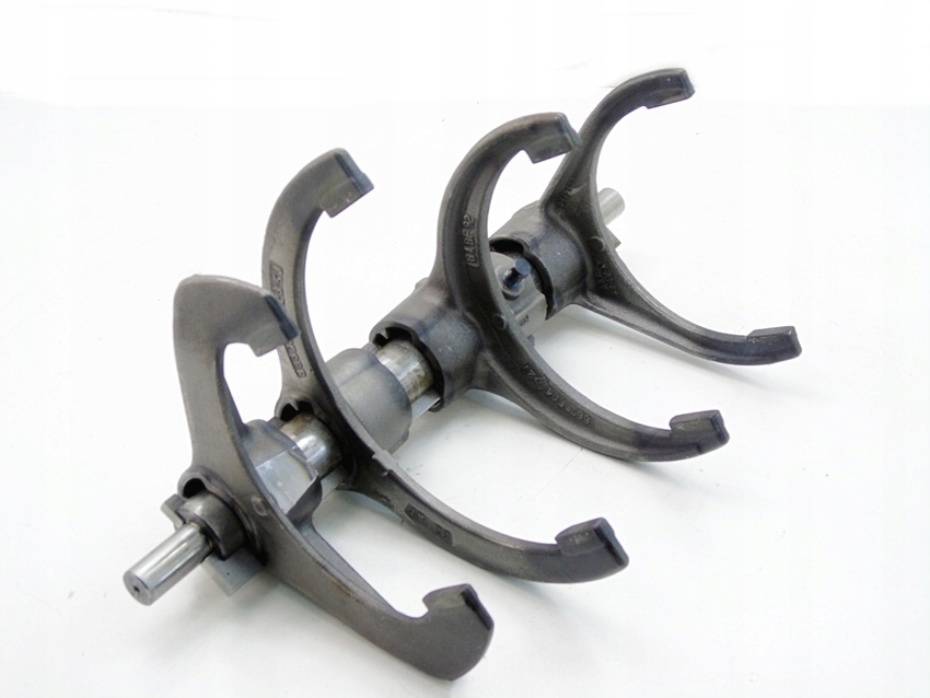 Купить Вилка кулиса  коробки передач eaton 5010613369 fs/5206ah renault midlum