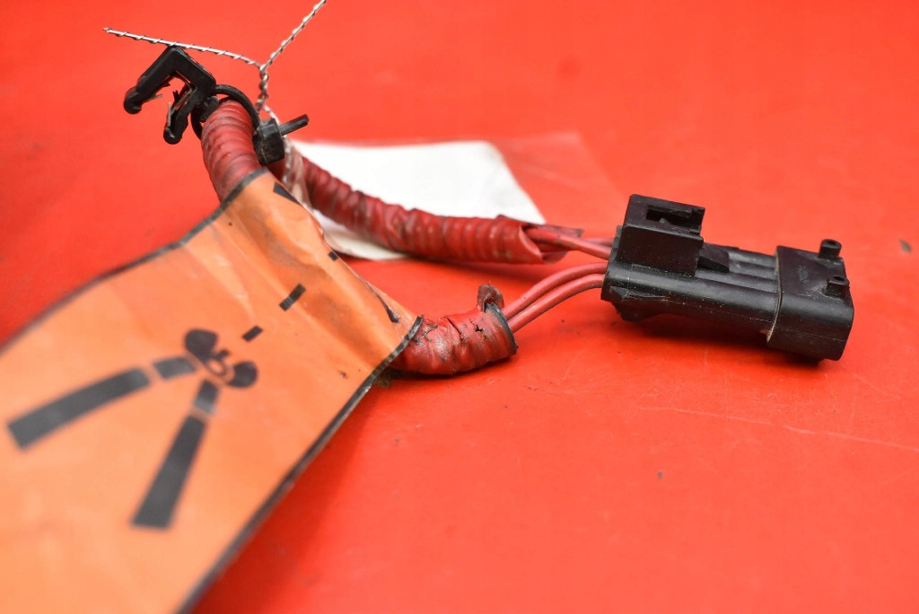 Предохранитель аккумулятор 1015585-00-a tesla model s 12-20 Недорого