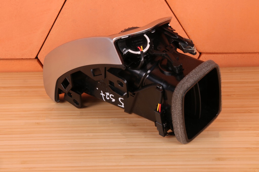 фото №6, Bmw 8 g14 g15 g16 m8 решітка обдув впуск повітря права 6805806