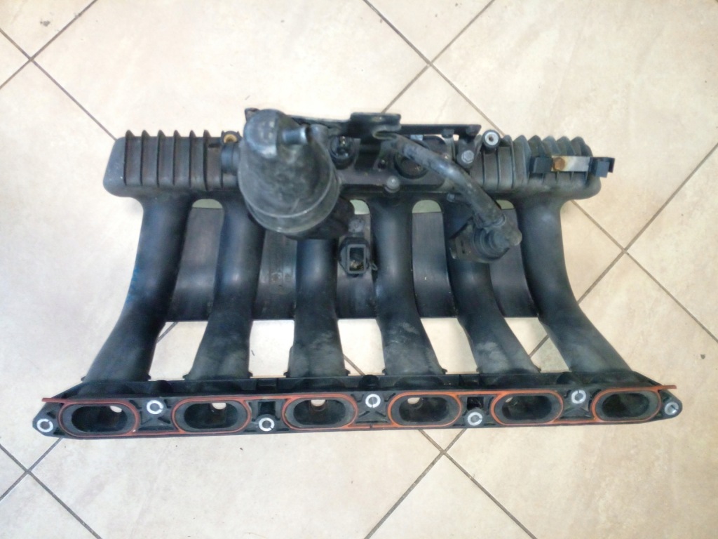 фото №1, Bmw оригінальний номер 11611427618 колектор всмоктуючий