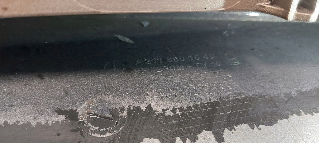 Бампер перед mercedes e-klasa w211 lift lak: 723 оригинал 2118801540 Недорого