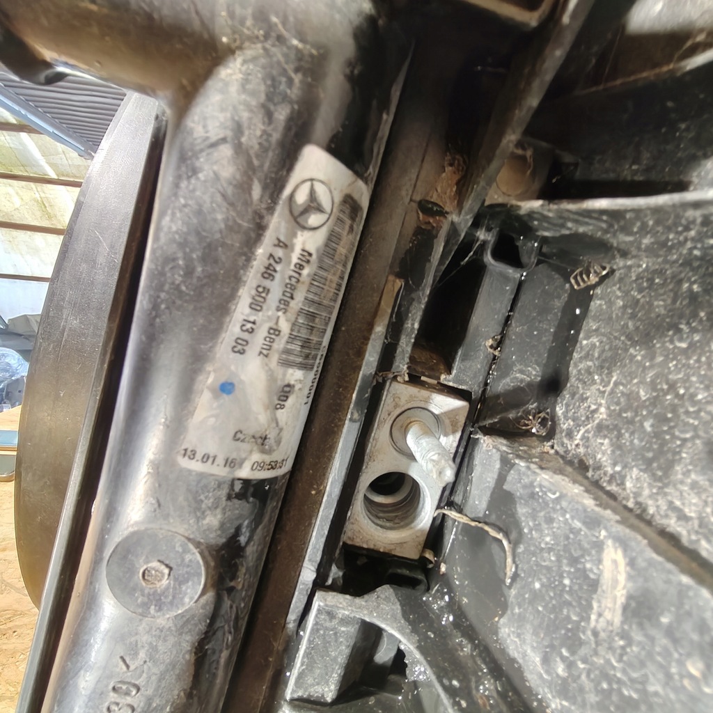 фото №9, Радіатор інтеркулер вентилятор mercedes cla w117 2.2 автоматична коробка передач