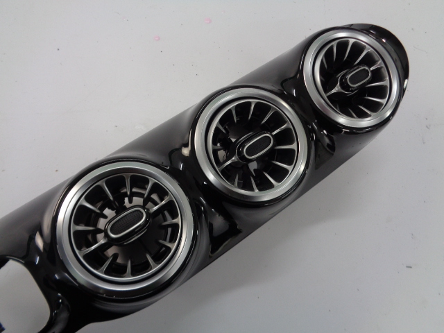 фото №3, Решётки обдув mercedes eqa 250 w243 2021 rok