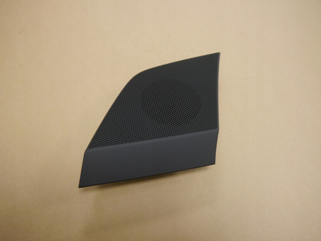 фото №1, Audi q7 q8 защита динамика панели 4m0857227