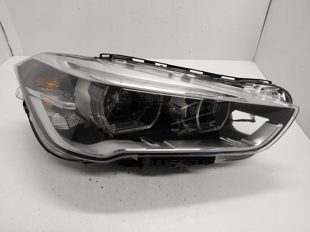 Купить Bmw x1 f48 full led радиатор фара правый  идеальная