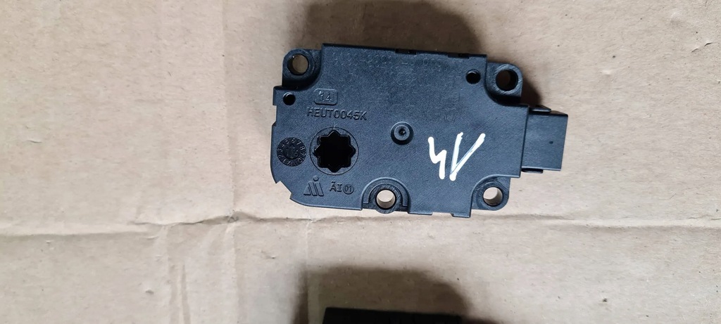 фото №7, Q7 4m ii моторчик отопителя zbat0085d00 a5 8w a4 b9 8w