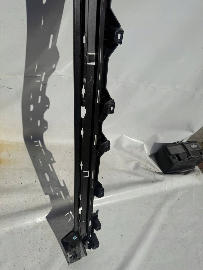 фото №12, Bmw 4 g26 m-pakiet 2020 порог молдинг порог правая 8078580