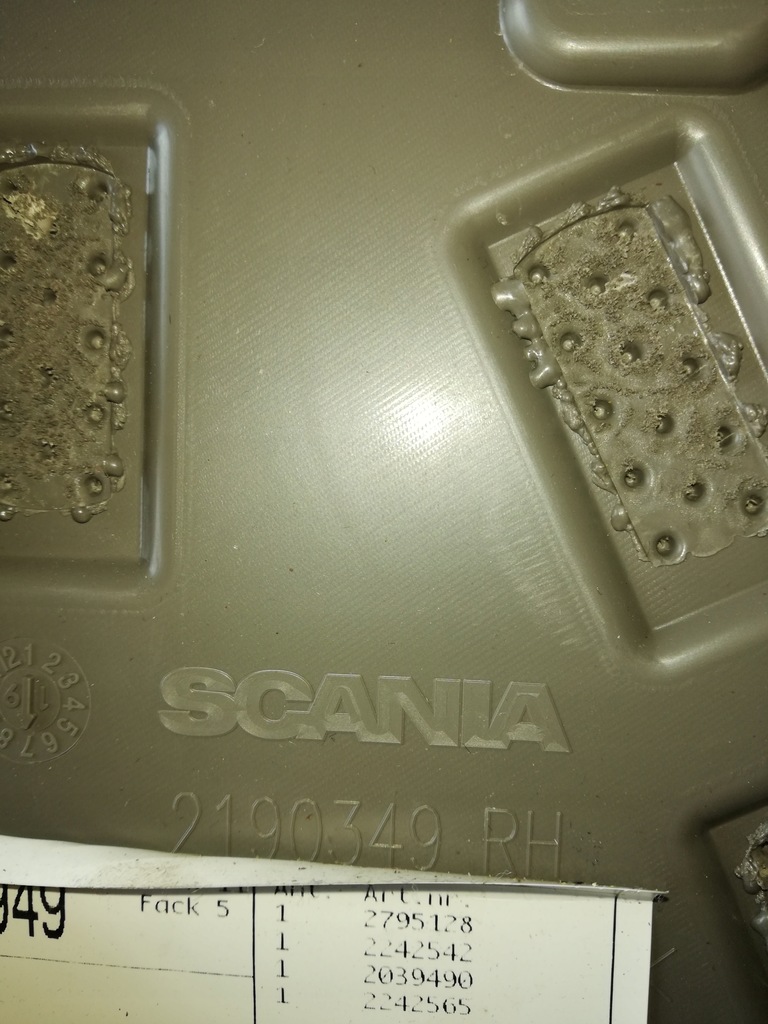 фото №10, Scania ngs обивка дверь кабина g