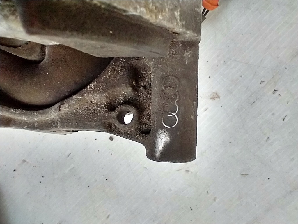 фото №10, Audi a6 c7 4g a7 2.0 tdi подушка двигателя кронштейн с датчиком