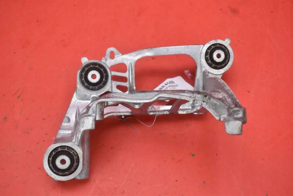 фото №5, Кронштейн кронштейн компрессор 1464418-00-c кондиционера tesla model s 16-