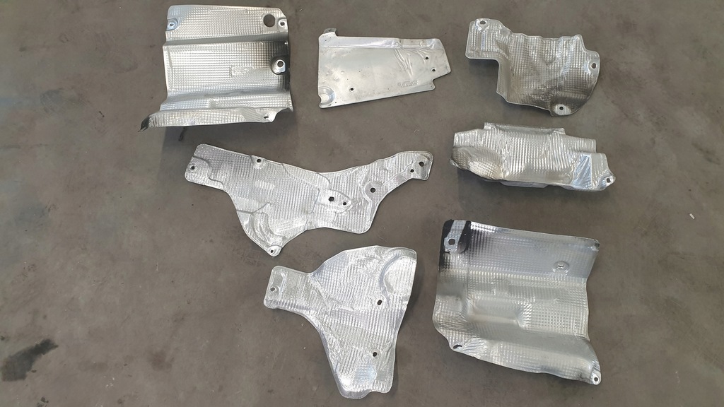 фото №1, Защита тепловая audi a4 b9