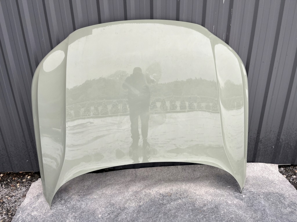 Купить Volvo xc 40 капот