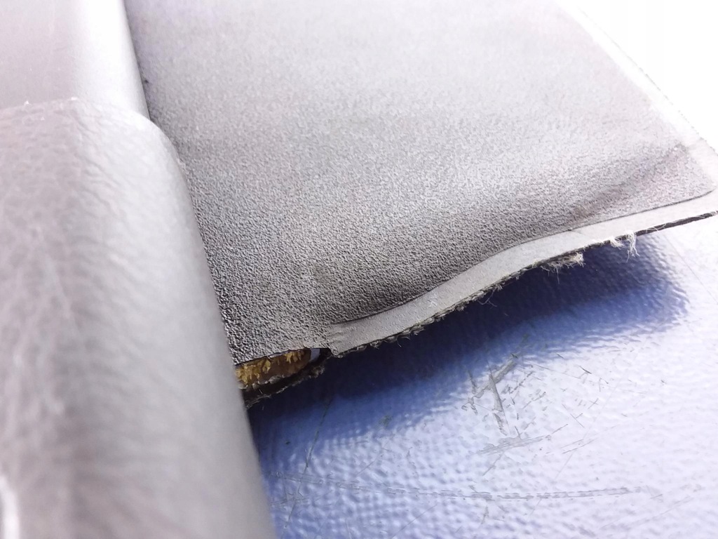 фото №5, Toyota avensis ii kombi шторка багажника сетка