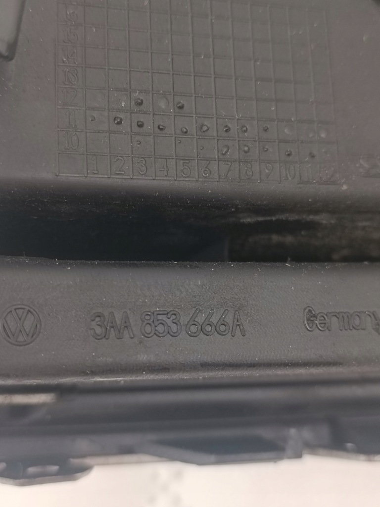 фото №6, Решітка бампера права vw passat b7 highline 3aa853666a