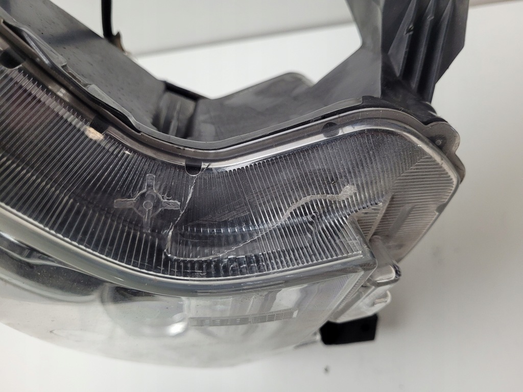 фото №8, Ford ranger iii 3 2015+ фара лампа перед правая треснувший стекло фары